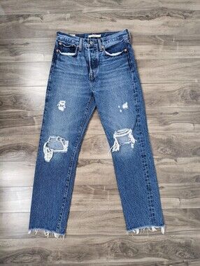 Levi's Women's Jeans Wedgie Straight Size 27 Medium Wash